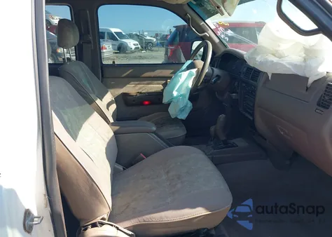 2000 Toyota Tacoma Xtracab z USA, uszkodzony, nr VIN 4TAWN72N7YZ659600